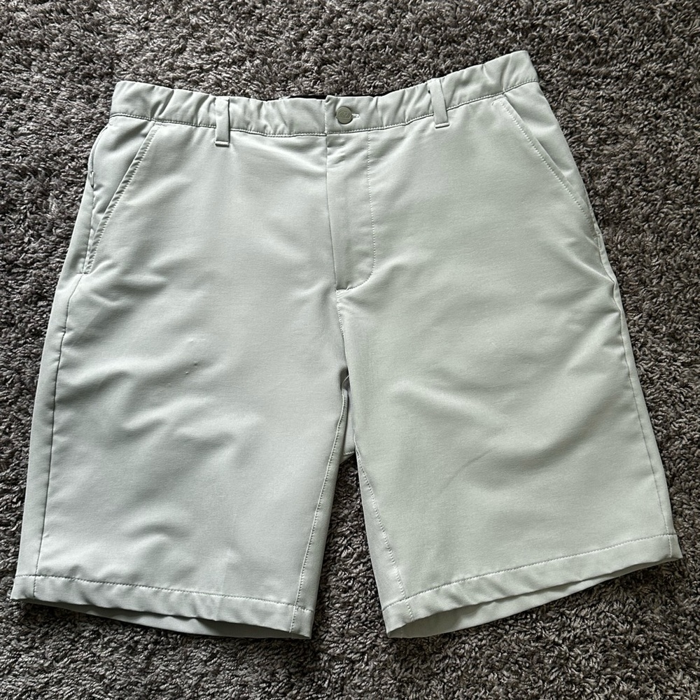 Men's Under Armour Heat Gear Gray Golf Shorts